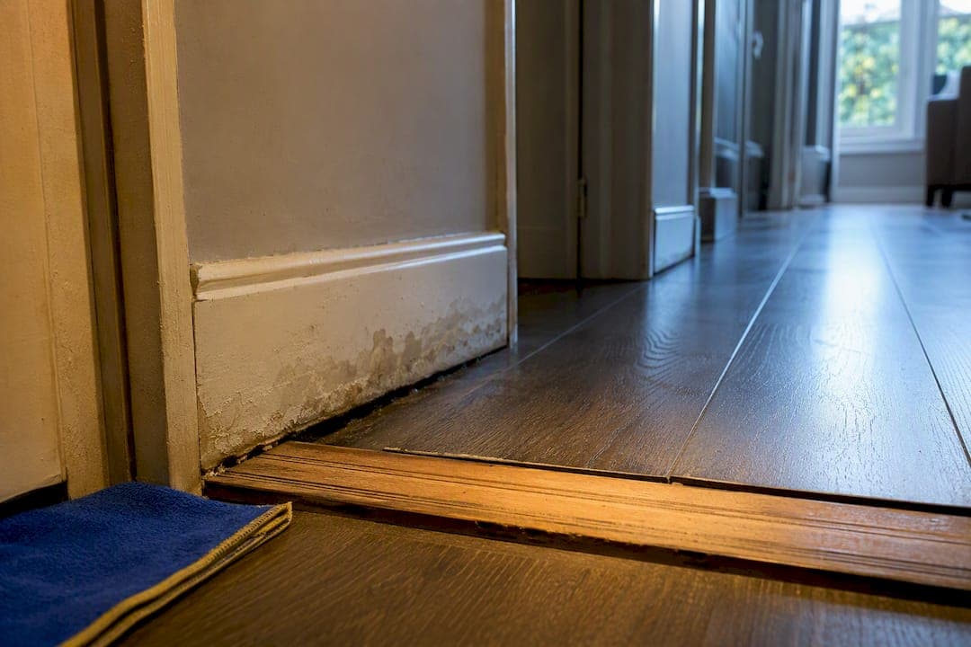 Stop Drain Leaks Under Your Home in Ellesmere Port: First Hour Steps